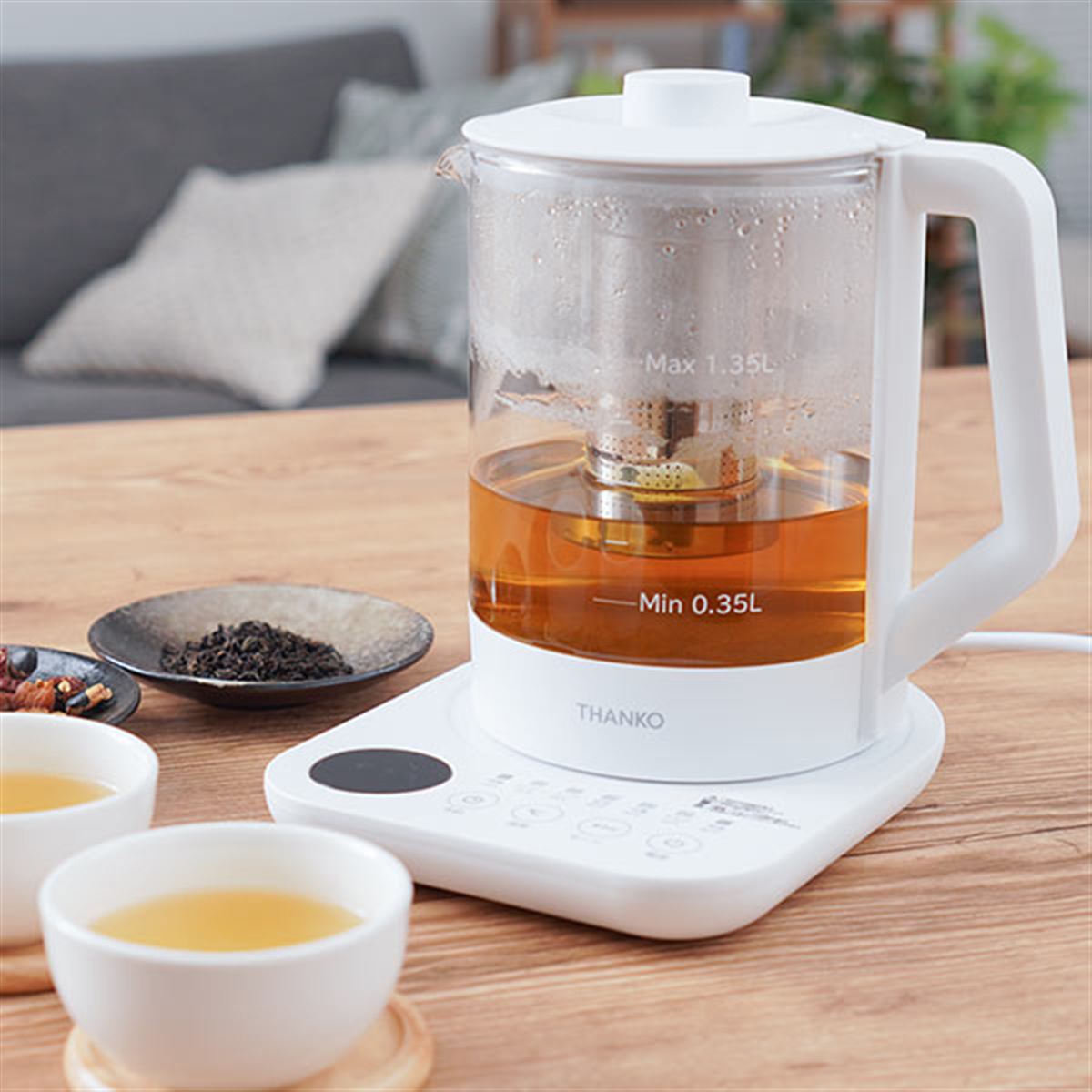 最適温度で煮出し/保温できる電気ティーポット、5,980円 - 価格.com