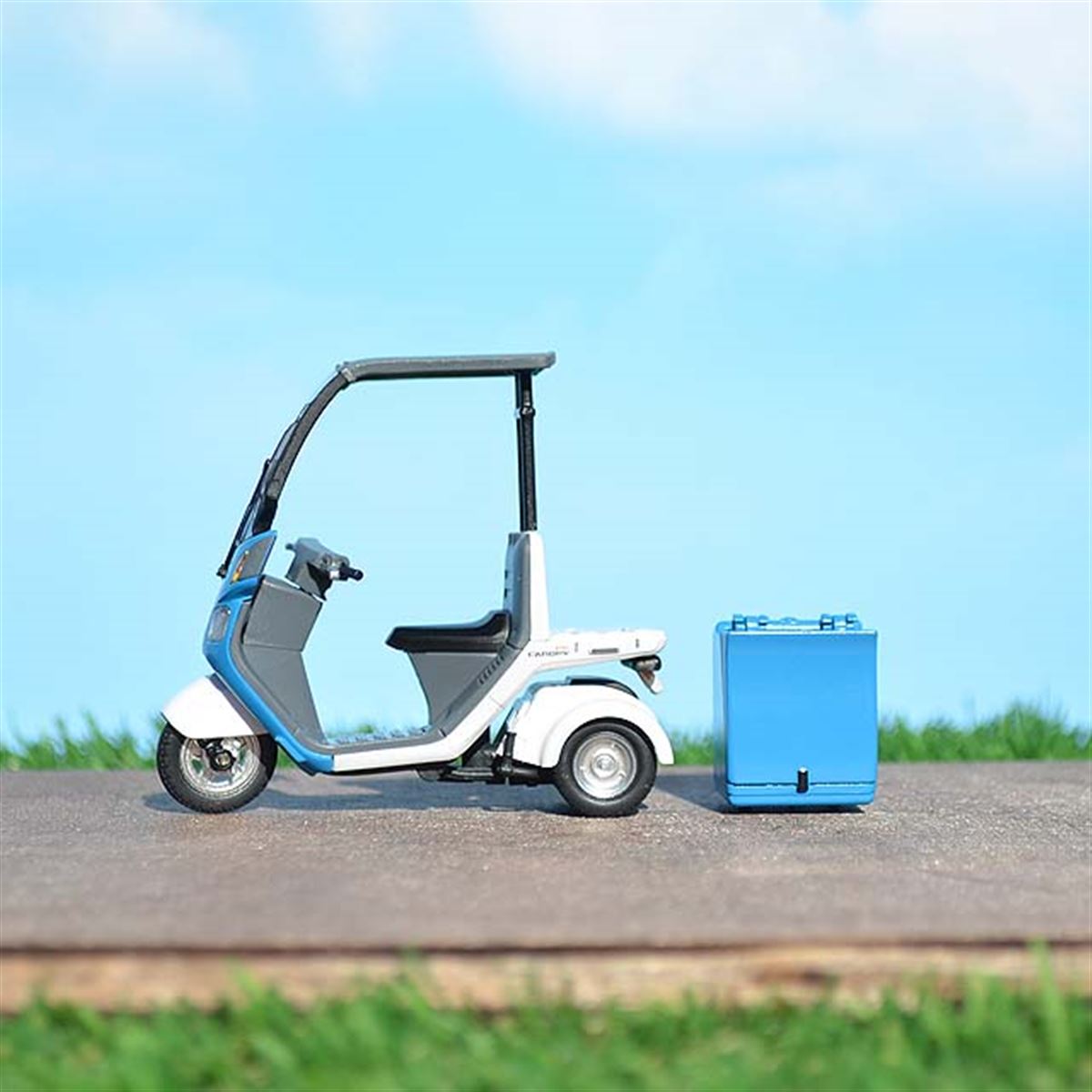 コミコミ価格❗️大人気❗️ジャイロキャノピー❗️ Hondaの三輪スクーター「ジャイロキャノピー」の公式ミニチュア