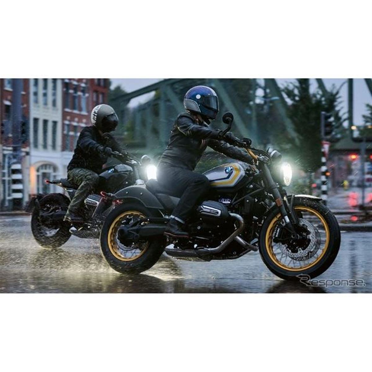 クールでリラックス、BMWモトラッドがクラシッククルーザー『R12』新型