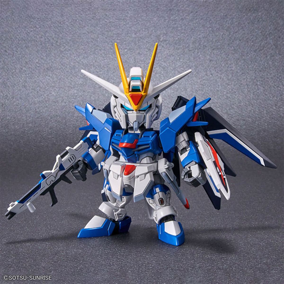 660円、SDEXスタンダード「ライジングフリーダムガンダム」最新画像が