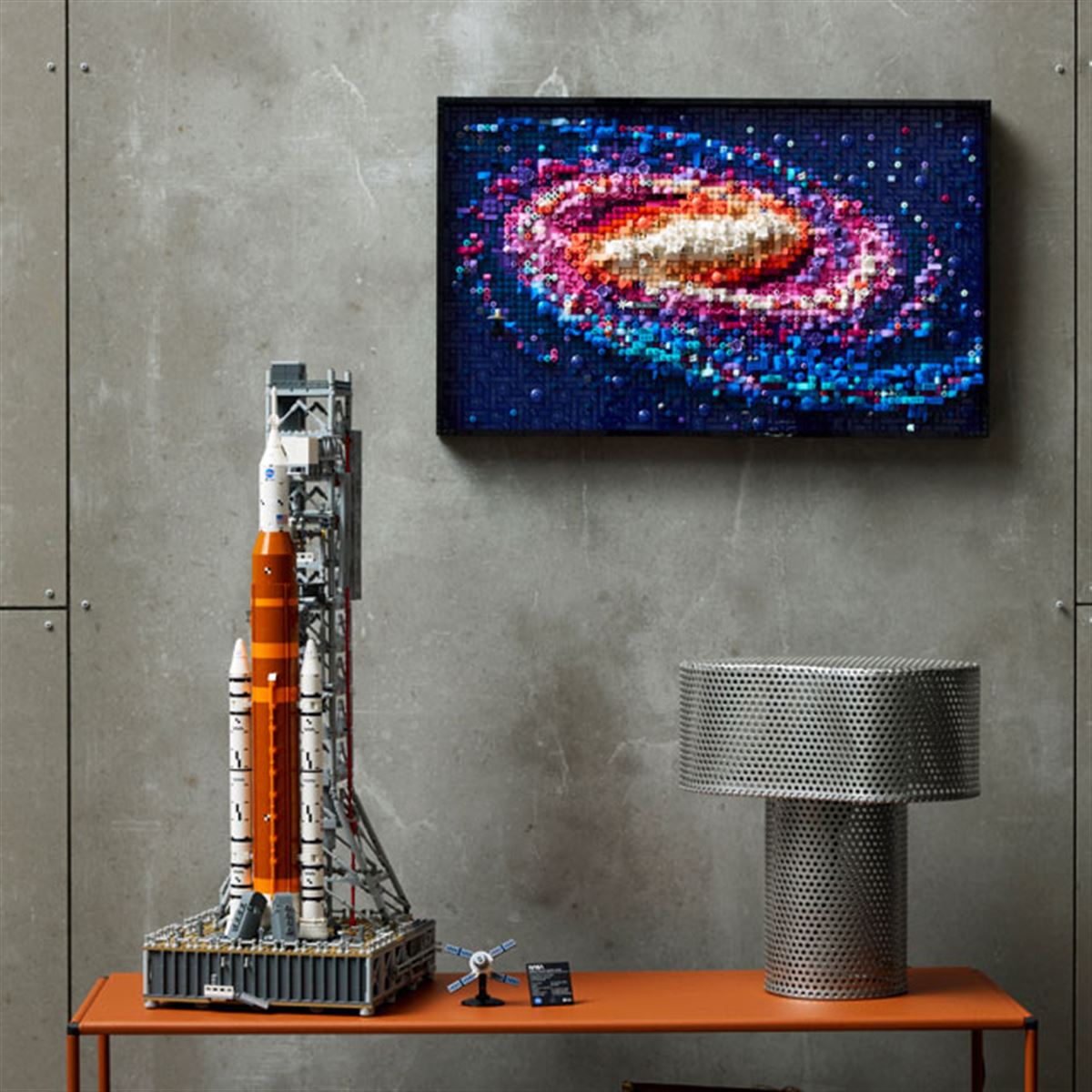 大人向けレゴシリーズから「宇宙」がテーマの2製品が5月18日発売