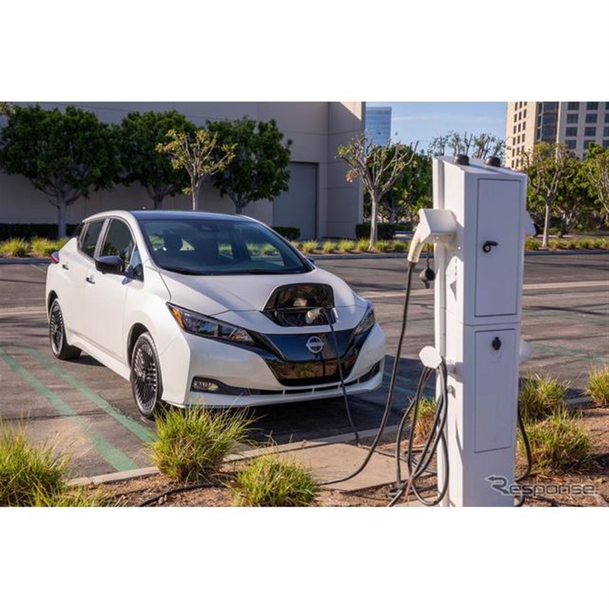 日産リーフ、「EVケアフリー+」標準装備…2025年型を米国発売 - 価格.com