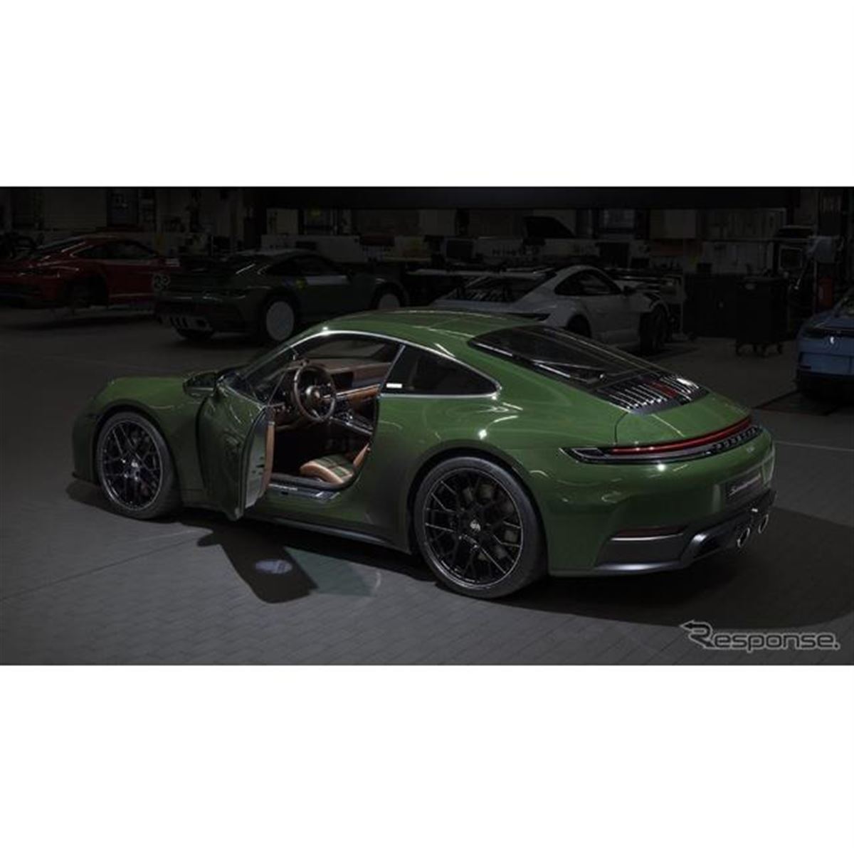 ポルシェ、スペイン進出40周年を記念し『911』ハイブリッドに特別な