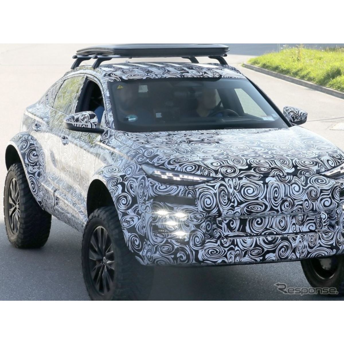 チョロQ実車版？ ワイルド過ぎる！ アウディが電動本格的オフローダー