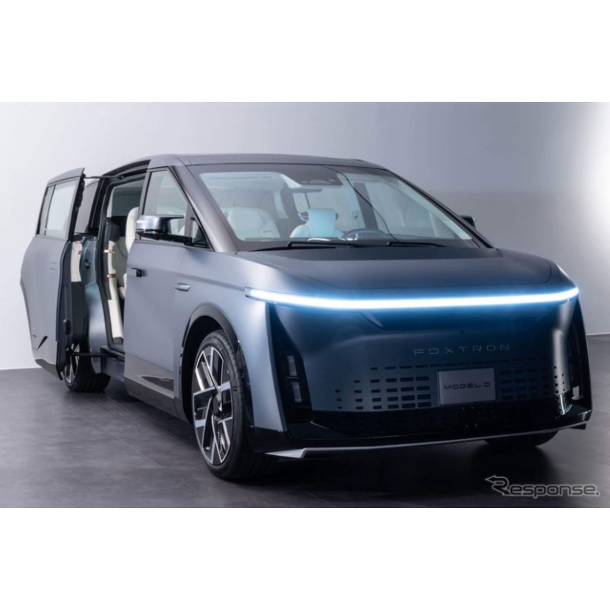 デザインはピニンファリーナ、フォックスコンが新型電動ミニバン
