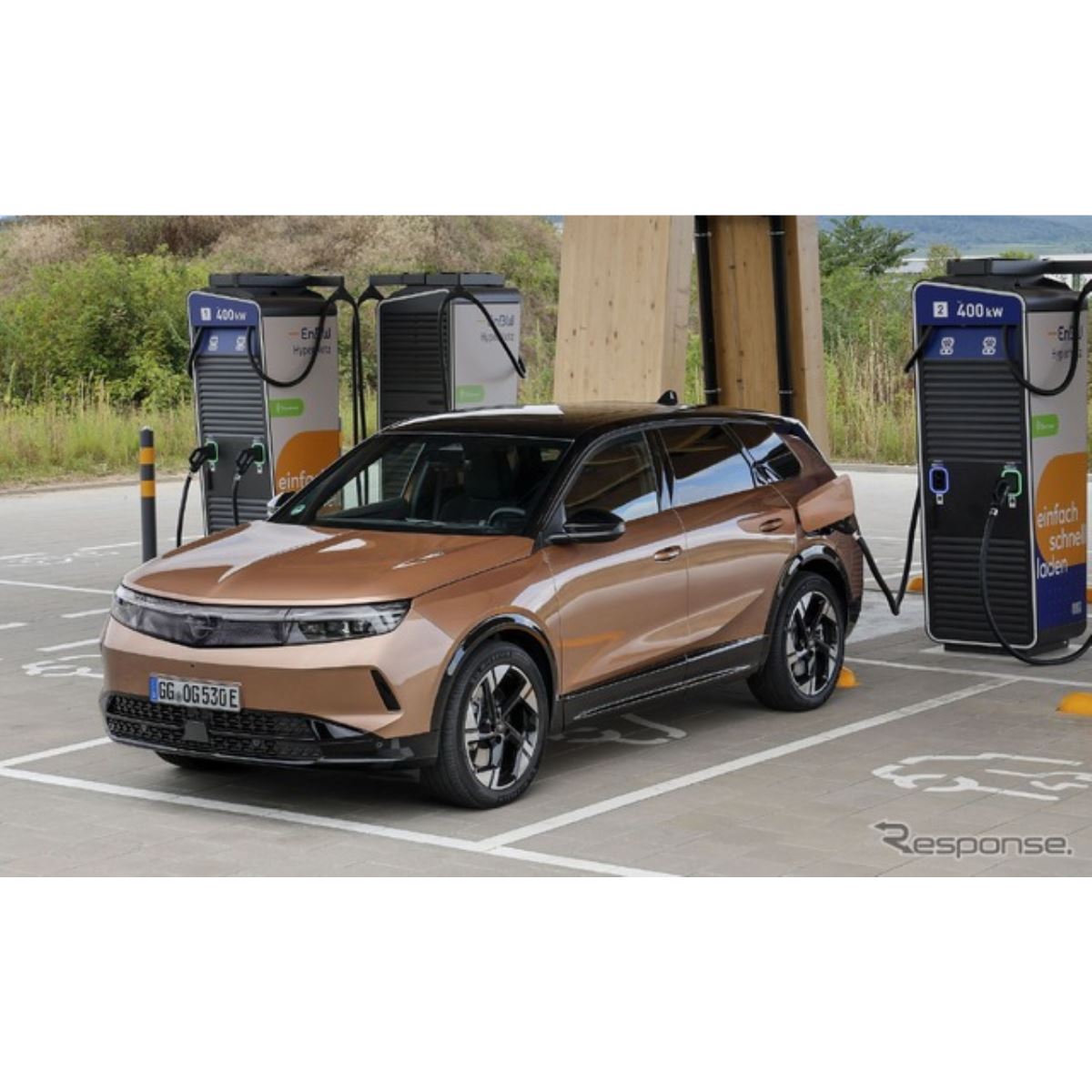 オペルの最上位SUV『グランドランド』、新型は全車電動化…EVは航続