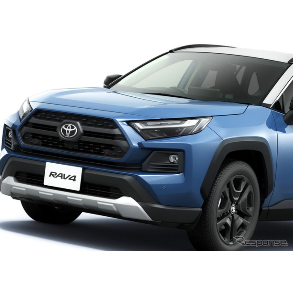 トヨタ『RAV4』が一部改良、FF廃止で全車4WDに - 価格.com