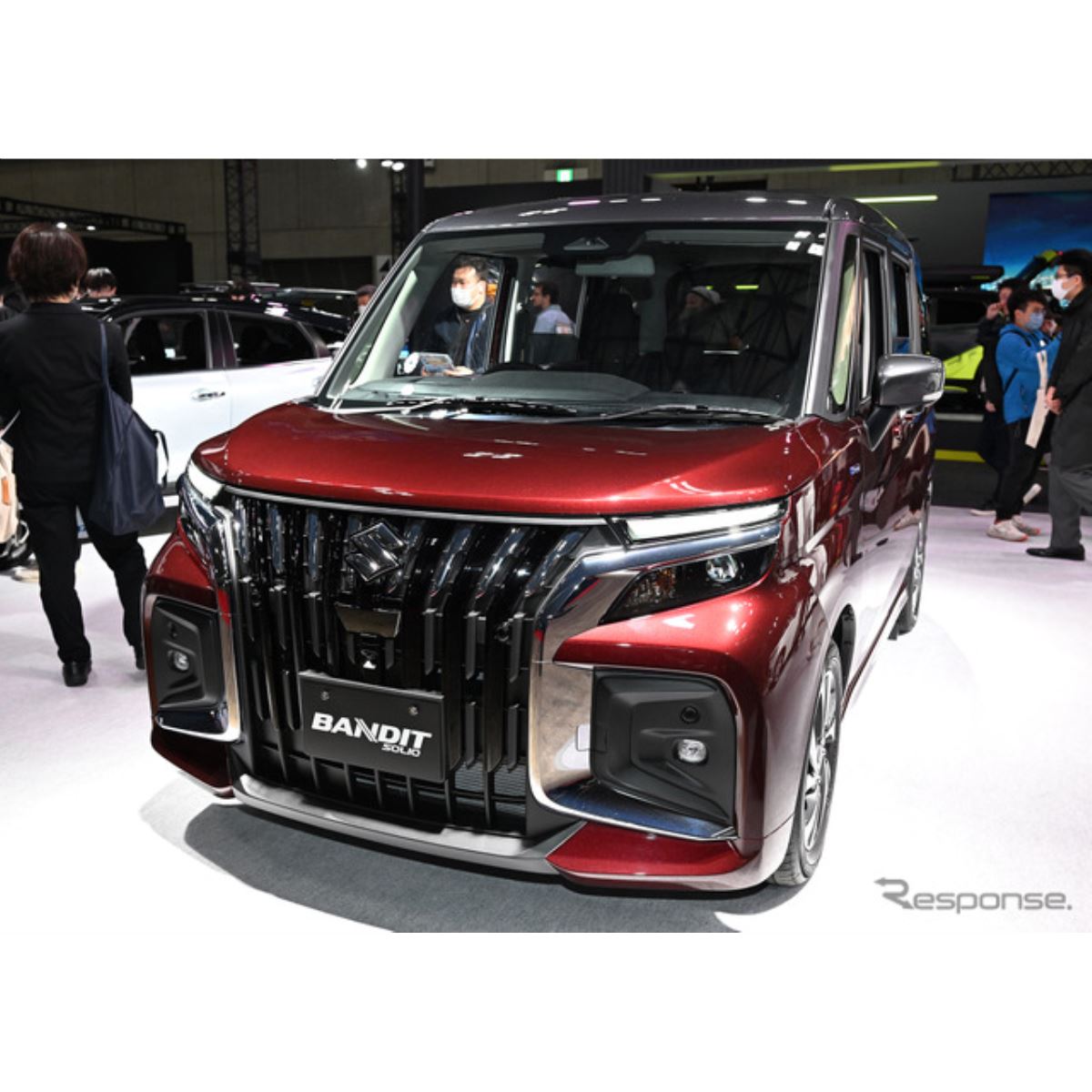 いかつすぎて笑う」先行公開されたスズキ『ソリオバンディット』、衝撃