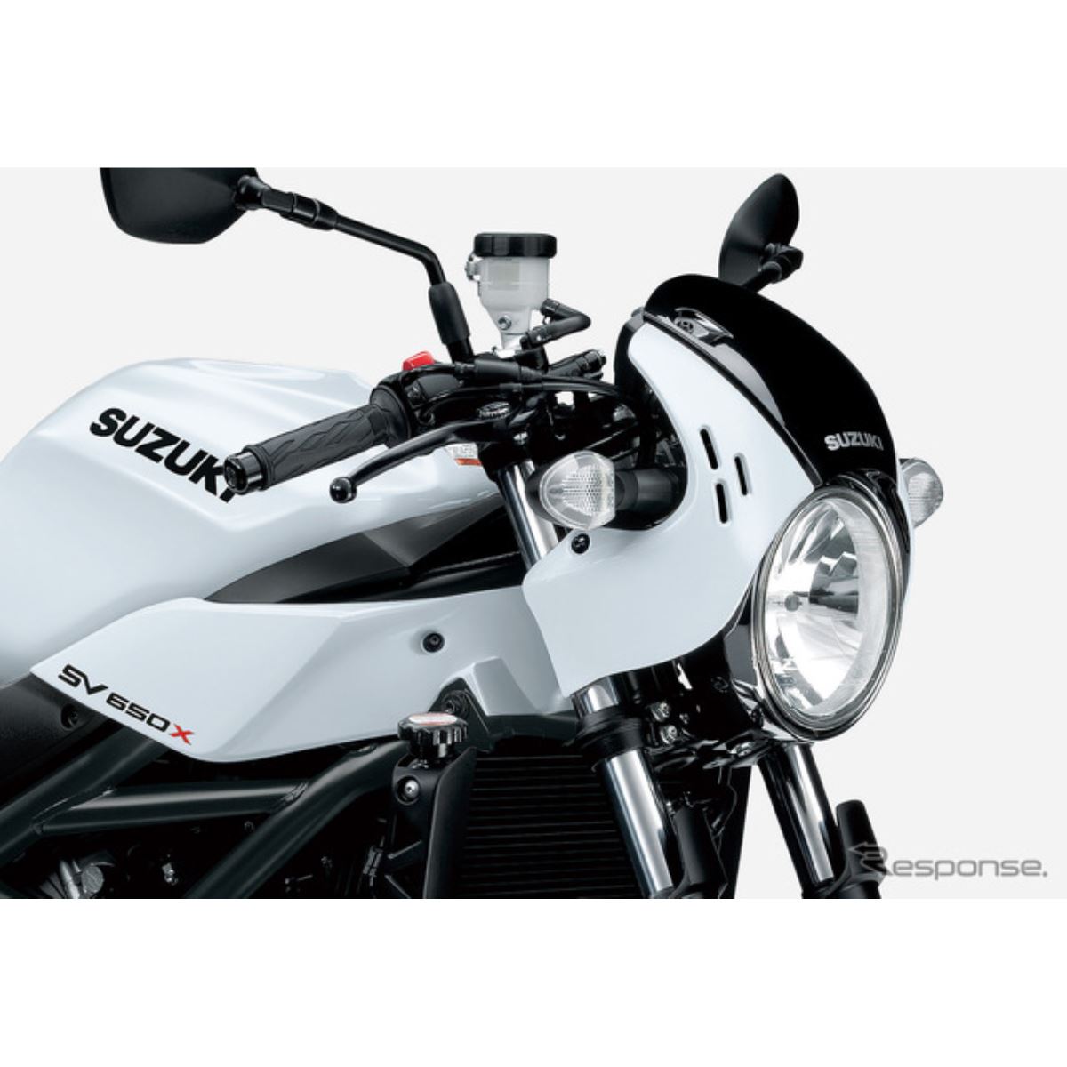スズキのV2ネオレトロスポーツが88万円！『SV650X ABS』に新色「パール