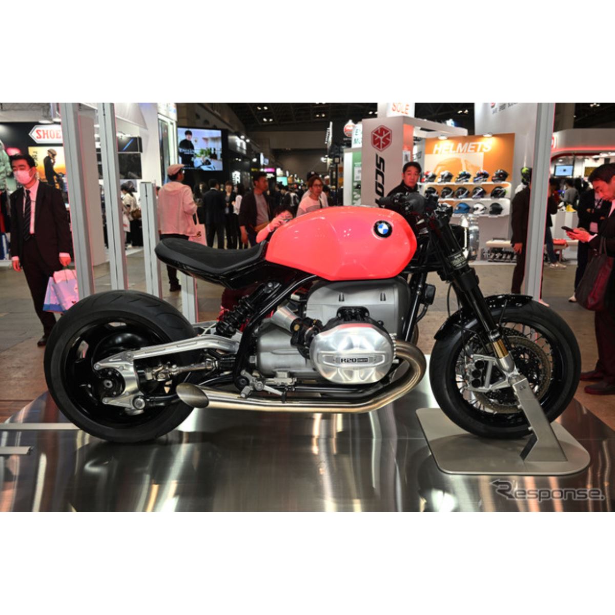 ピンクより熱い」BMWの空油冷式ビッグボクサー搭載『R20コンセプト』を