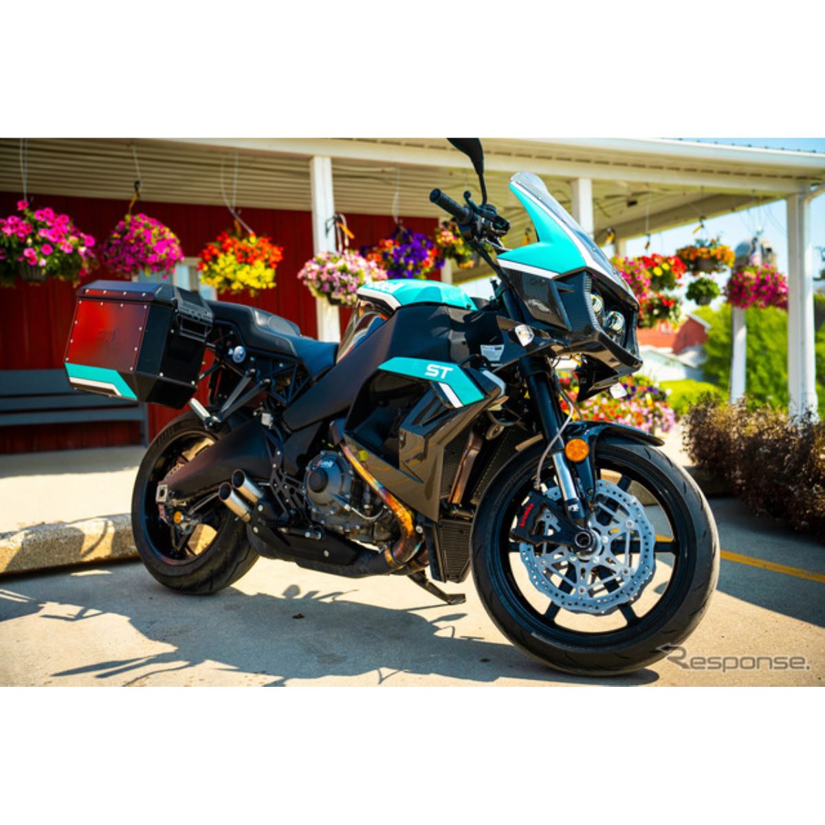 Buell カタログ　日本語版とアメリカ版含む sddefault.jpg