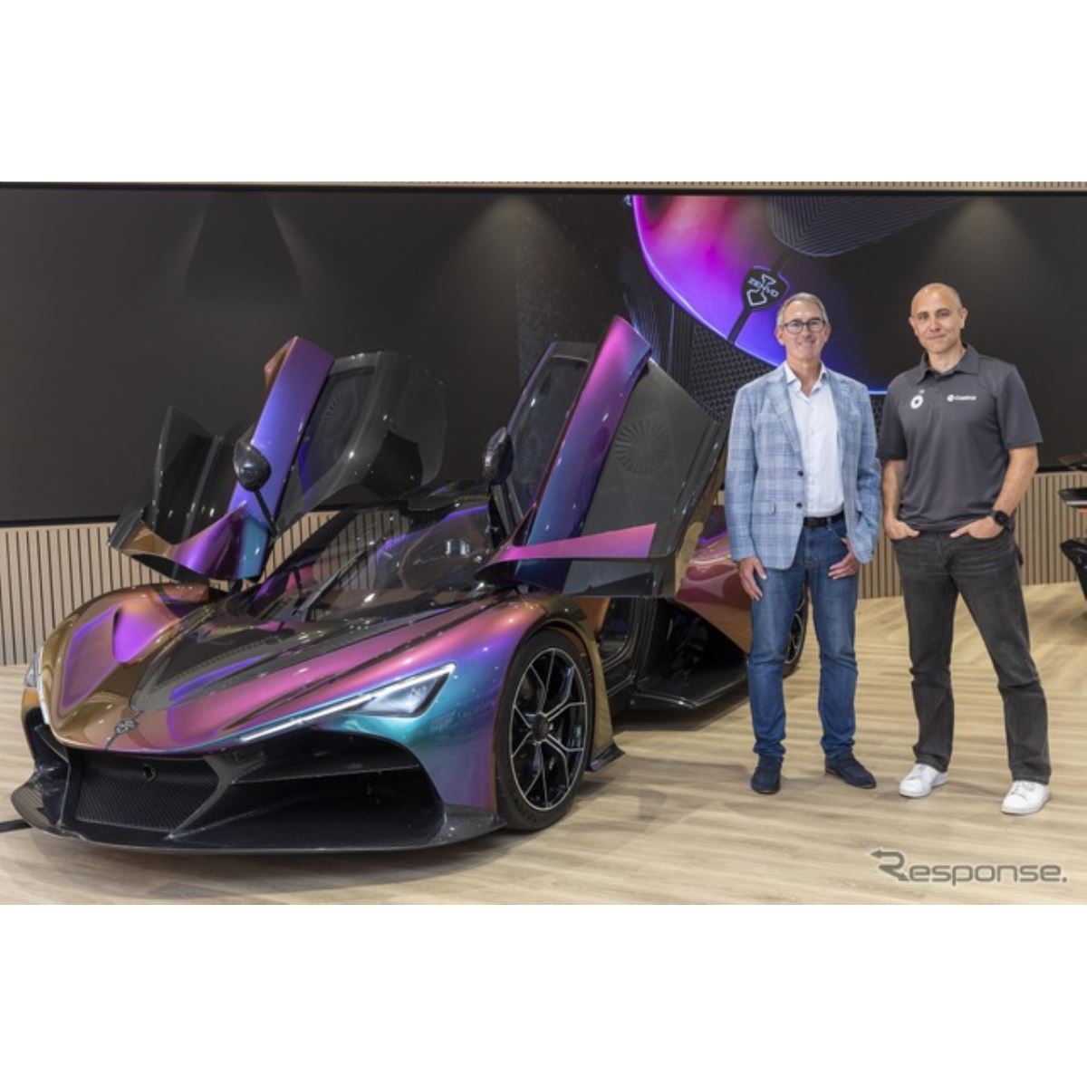 オーロラ　エンチャンテッド　最安値 ハイブリッドV12エンジンのゼンヴォ『オーロラ』、第一号車が