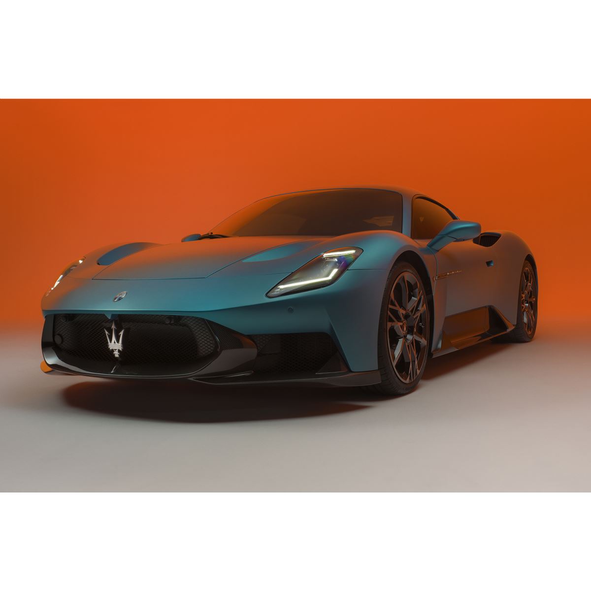 マセラティが新型スーパースポーツカー「MCプーラ」を発表