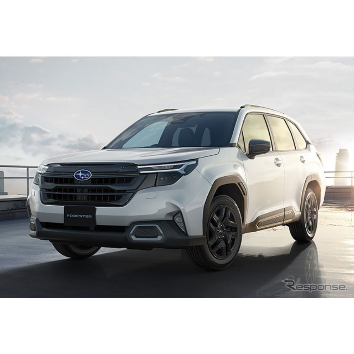 スバル『フォレスター』にダークコーディネートの「ブラック