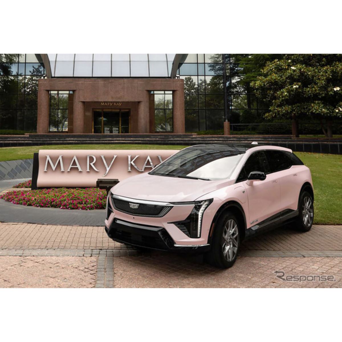 化粧品の「Mary Kay」、伝統のピンクキャデラックを電動SUV