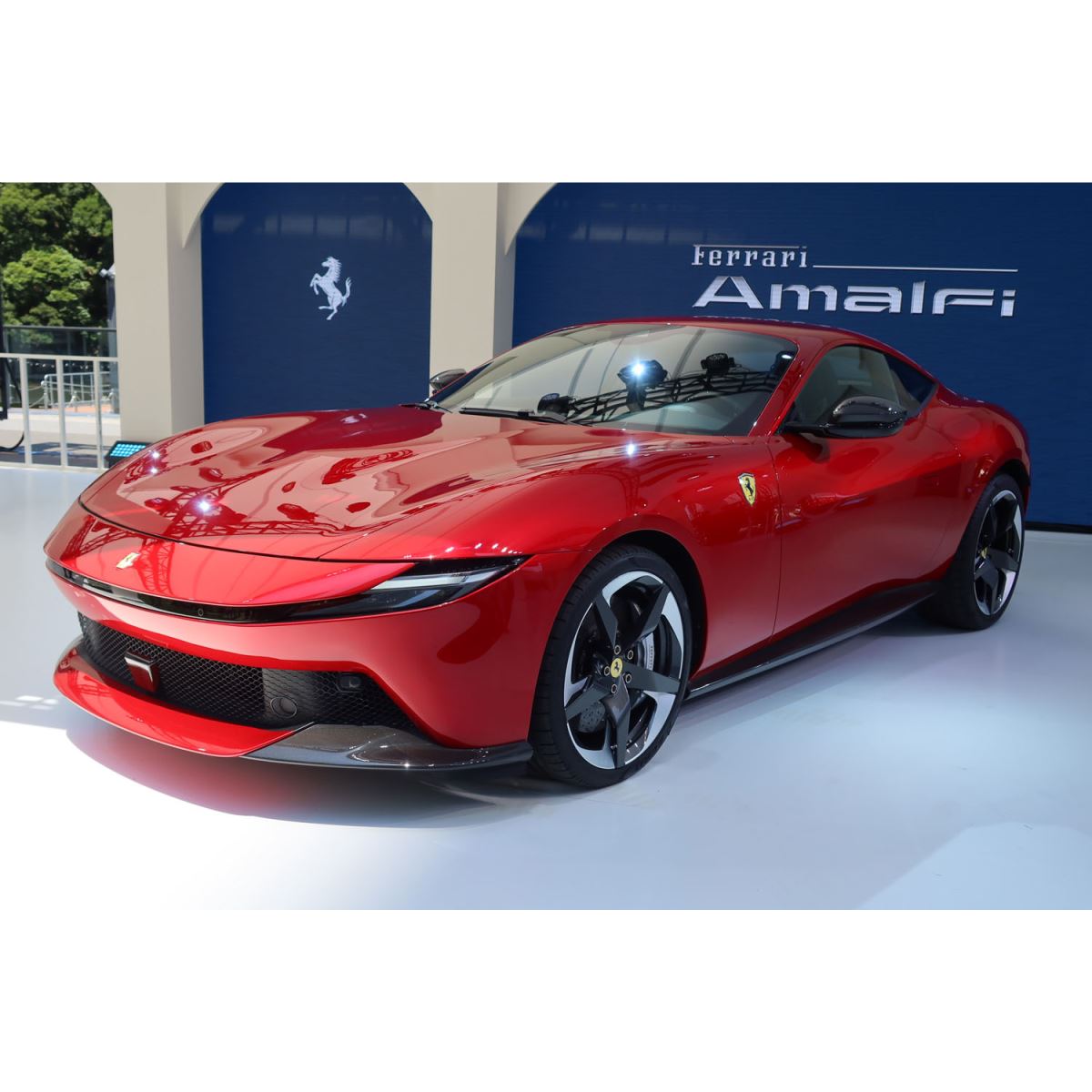 フェラーリの新型FRクーペ「Amalfi（アマルフィ）」が日本上陸 - 価格.com