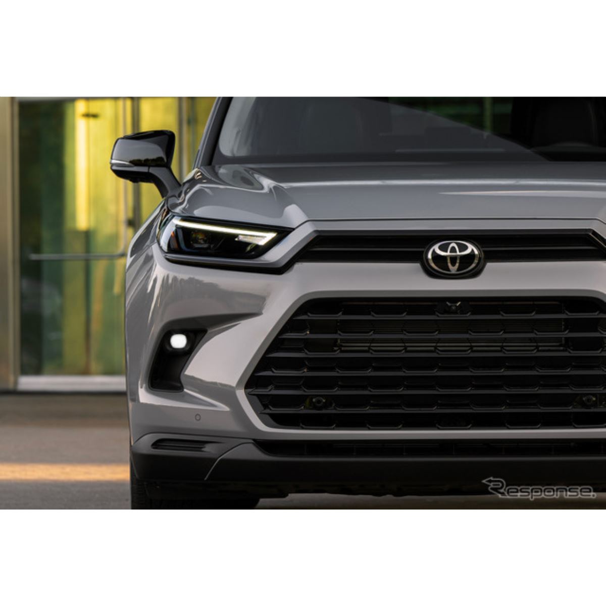 トヨタの3列シートSUV『グランドハイランダー』米2026年型に「ナイト