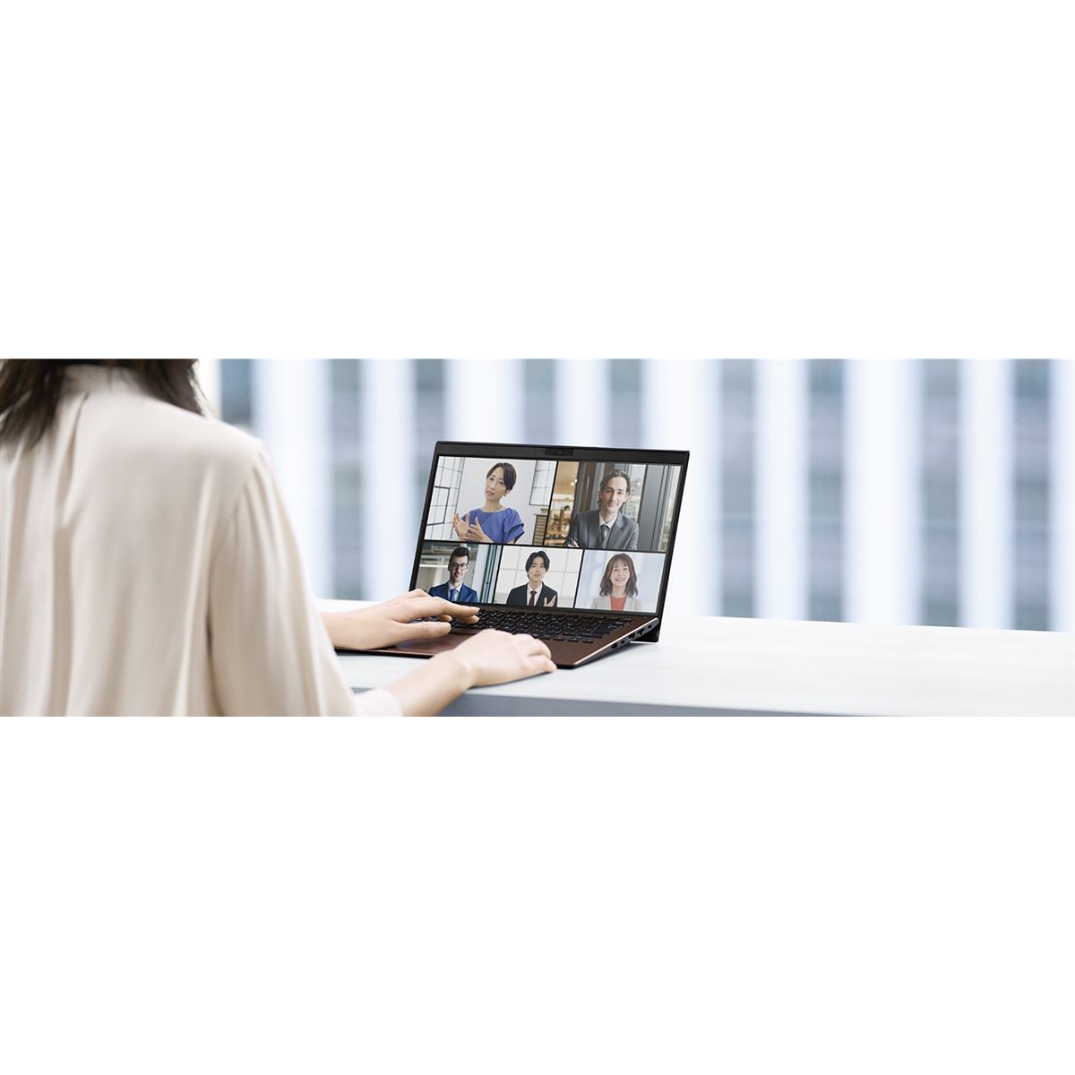 VAIO - VAIO ノートPC シルバー 超極上品 VAIO、第12世代Core搭載の13.3型モバイルノートPC「VAIO S13」新