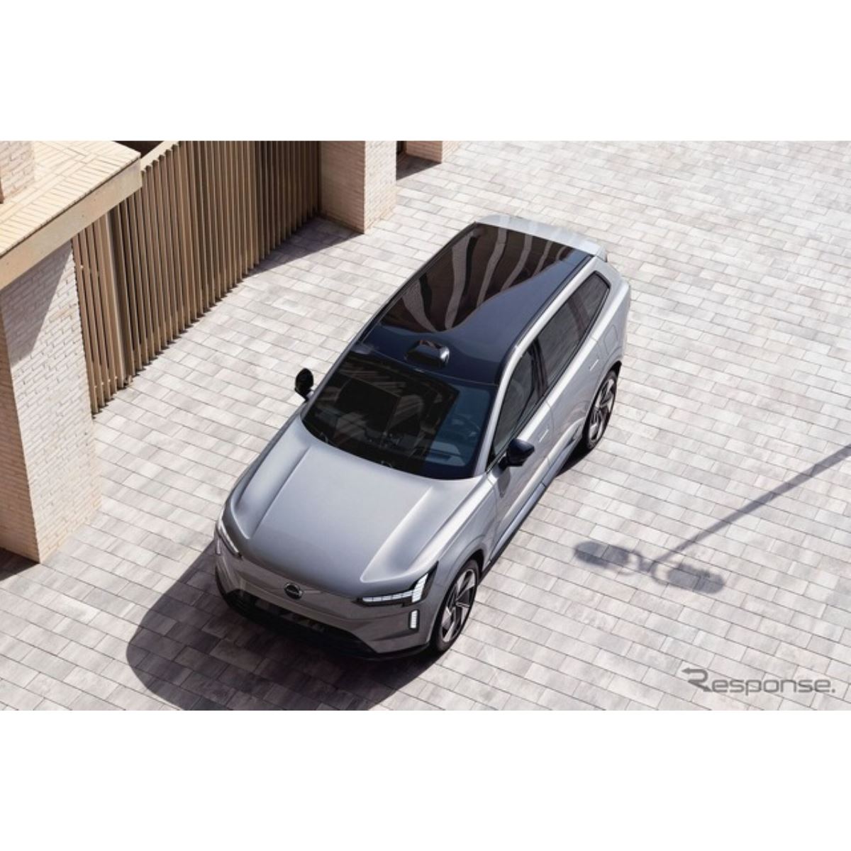 ボルボの最上位電動SUV『EX90』、800Vシステム採用で充電時間短縮…欧州