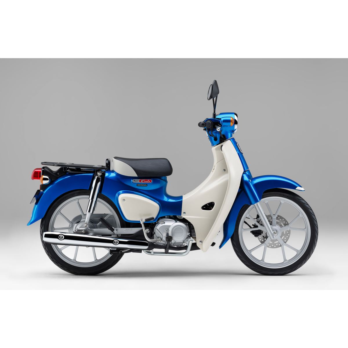 ホンダの「スーパーカブ110」「クロスカブ110」シリーズが新価格に