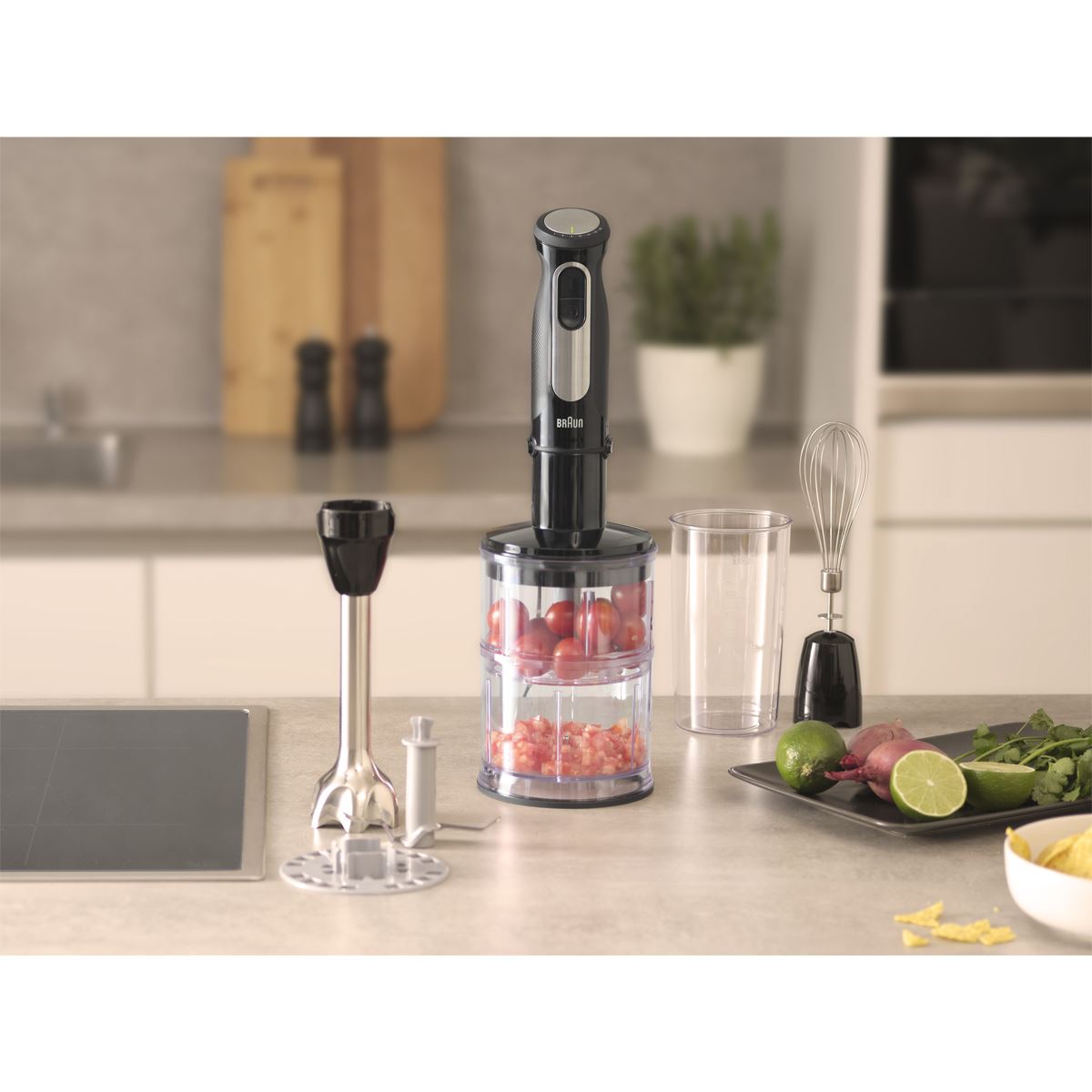 ブラウン、25段階スピード調節可能な「マルチクイック 5 Pro ハンド