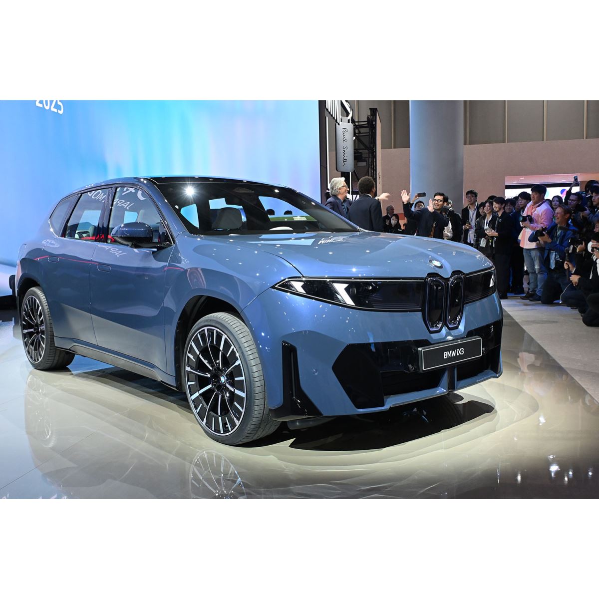 BMW／MINIの目玉は新型「iX3」と世界初公開の「MINIポール・スミス