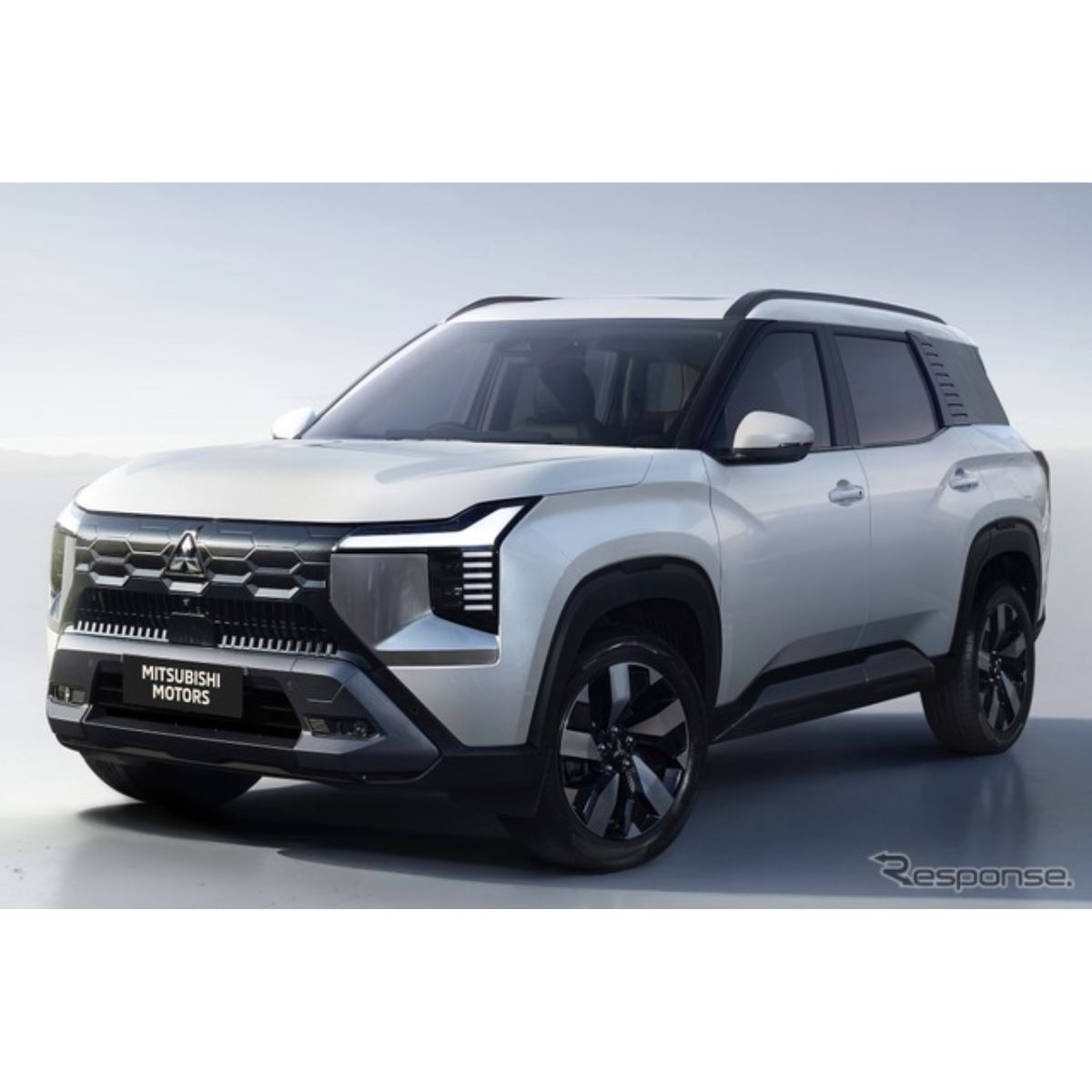 三菱の新型SUV『デスティネーター』、最高の安全性評価…ASEAN NCAP