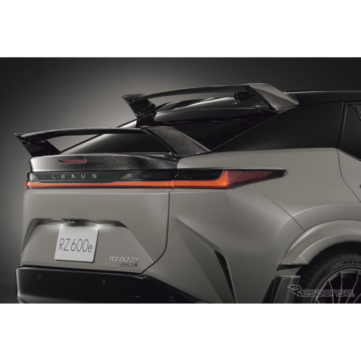 レクサス『RZ』にド迫力の426馬力仕様！「F SPORT パフォーマンス