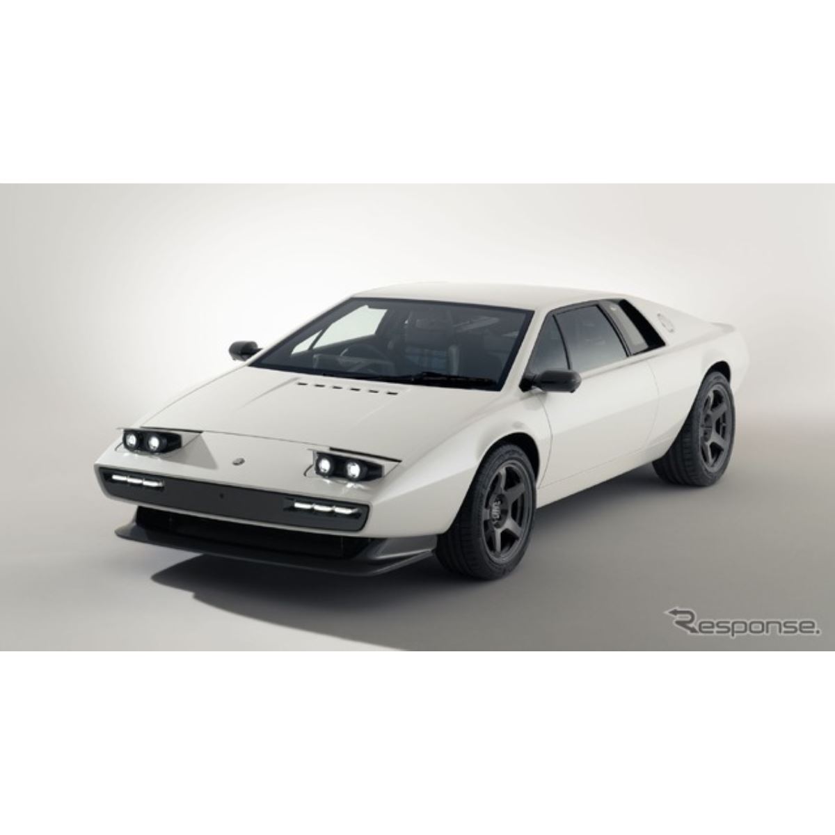 ロータスの名車『エスプリ』再来、フルカーボンボディに格納式ヘッド