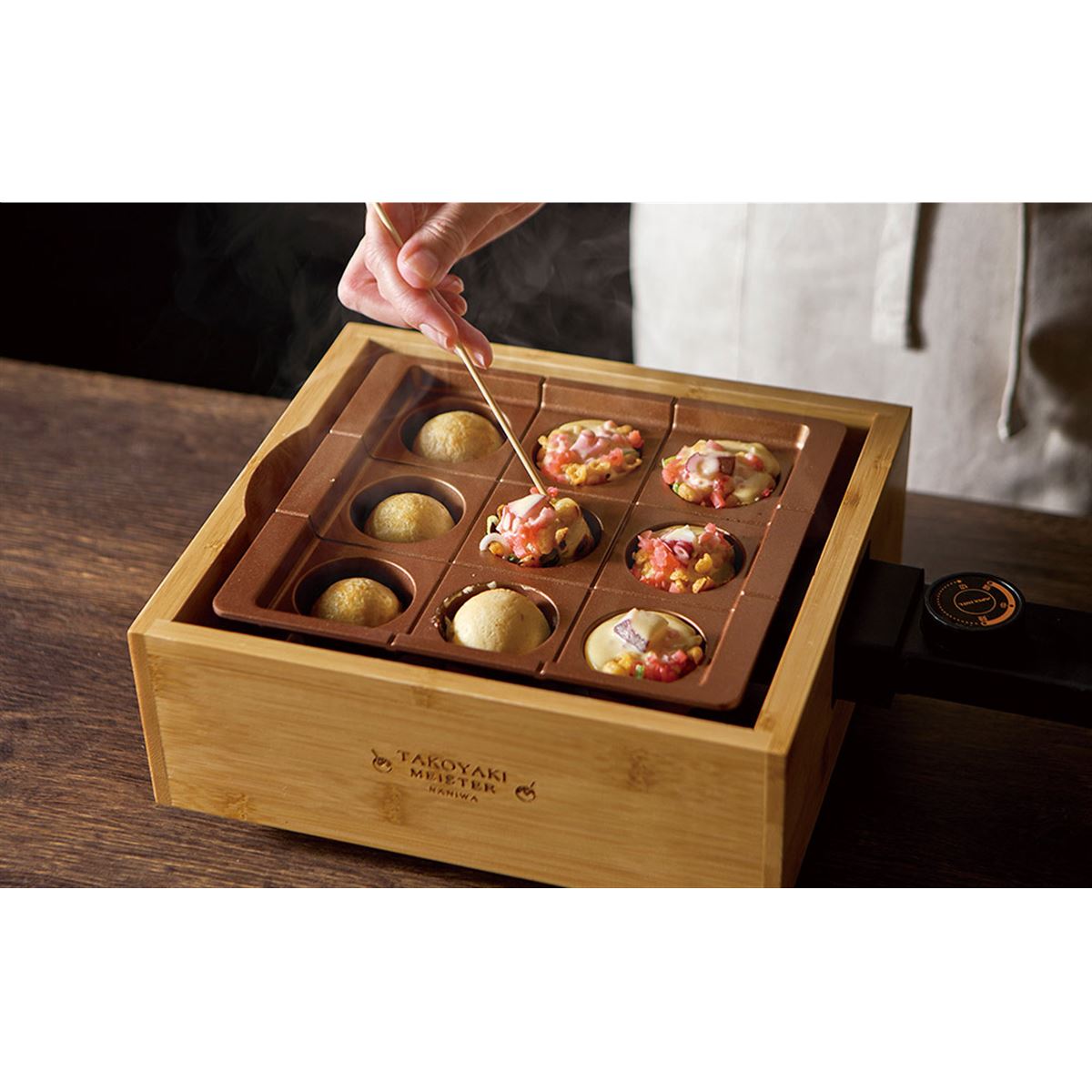 現品限り‼️格安で販売します。 電気焼物機 アピックス、直径約46mmの大玉を9個焼ける「感動！たこ焼きマイスター