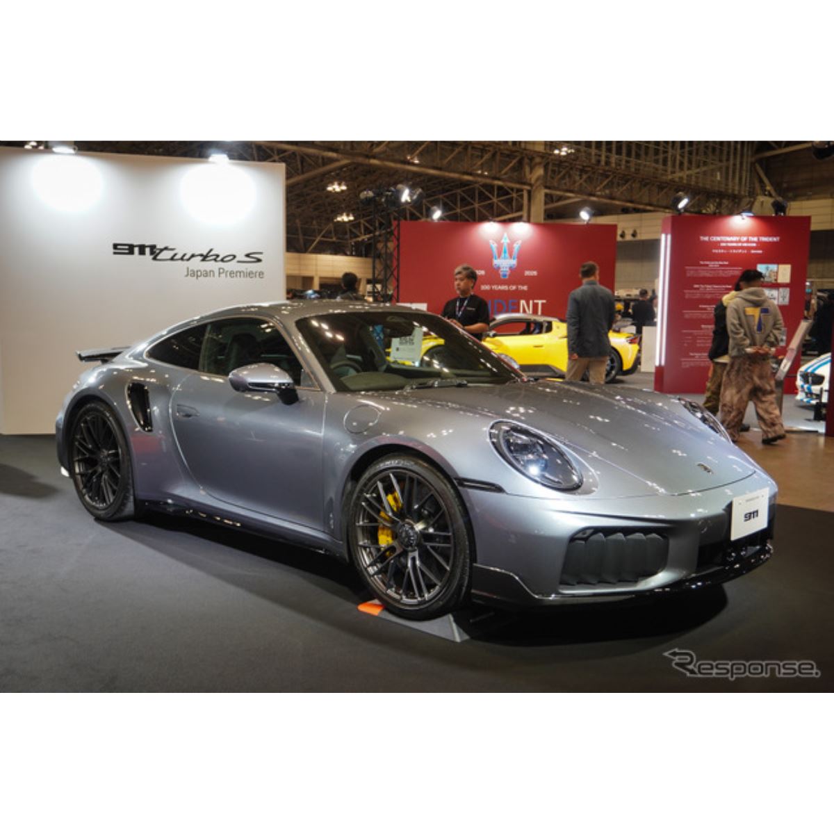 ポルシェ『911ターボS』新型が日本初公開、史上最強の711psツイン