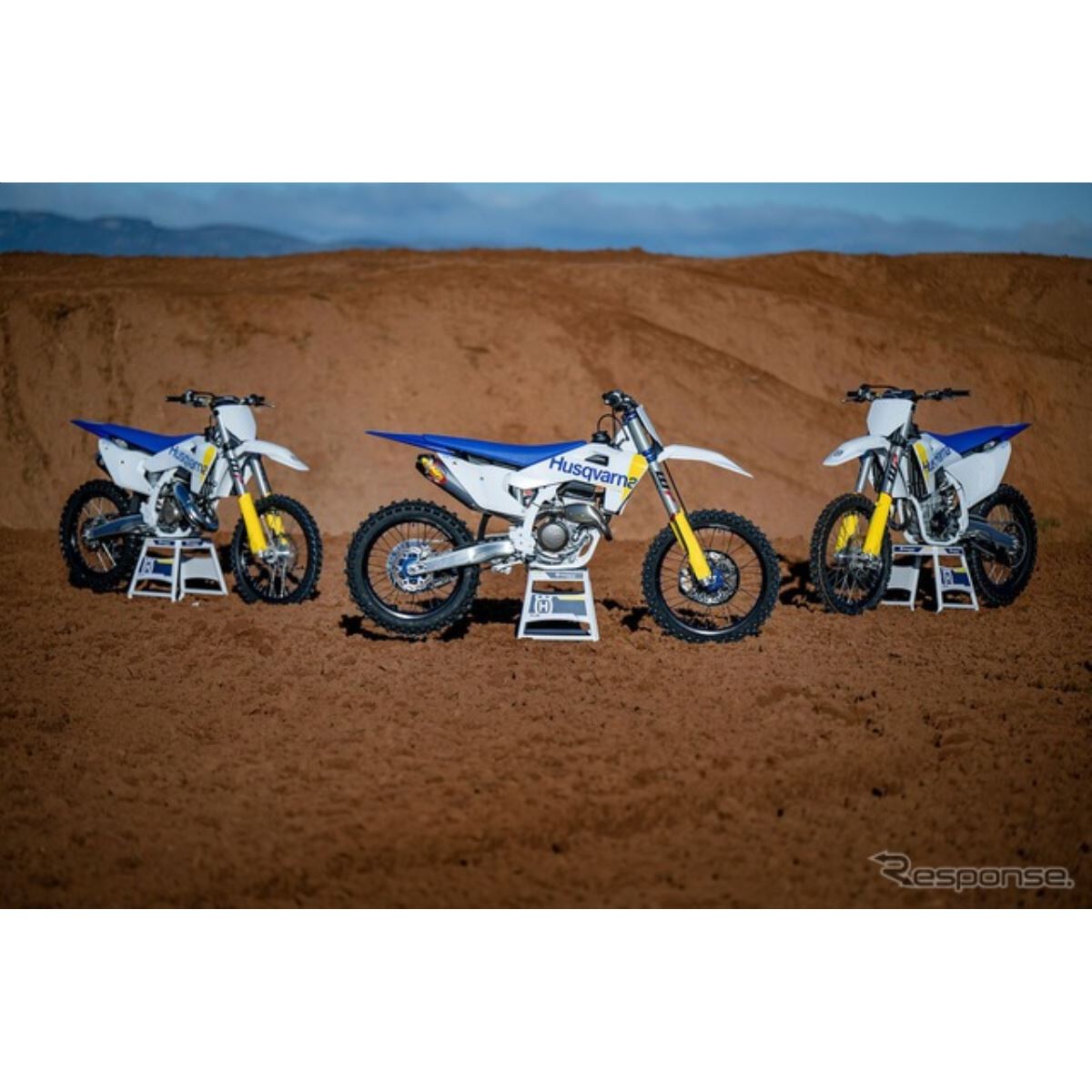 R99 トラディション白ブルー 円形クロス テーブルクロス 直径180cm 円形 フランス製はっ水加工テーブルクロス