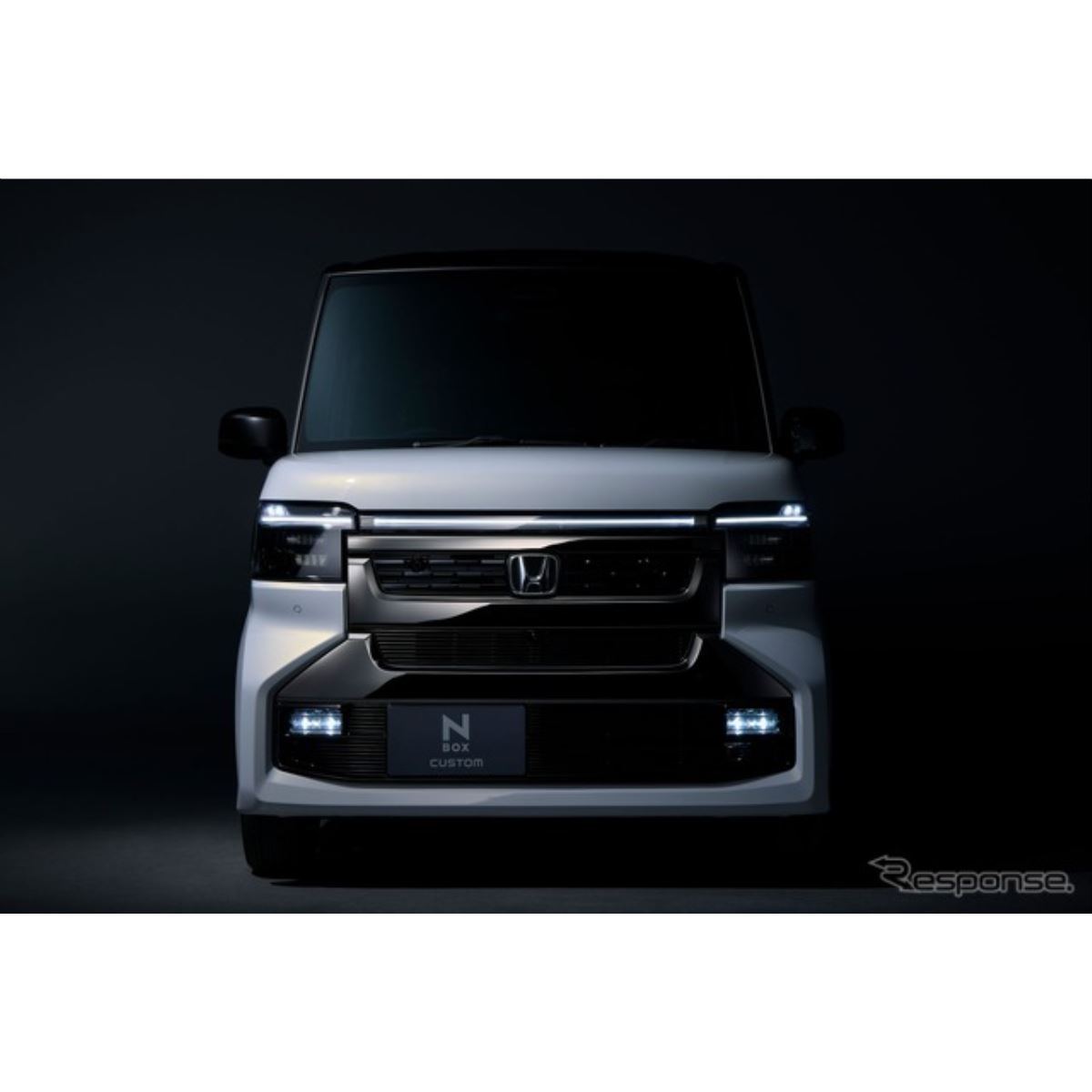 NBOXカスタム左右ヘッドライト投げ売り価格にしました^ ^ NBOXカスタム