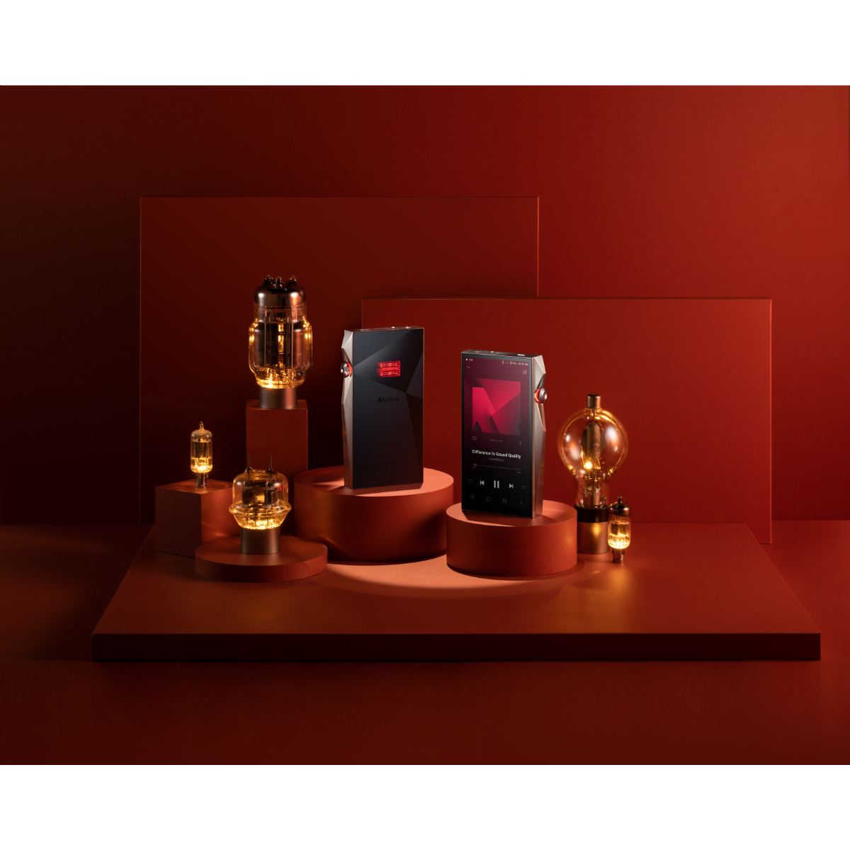 Astell&Kern、4基のビンテージ真空管を採用したハイエンドDAP