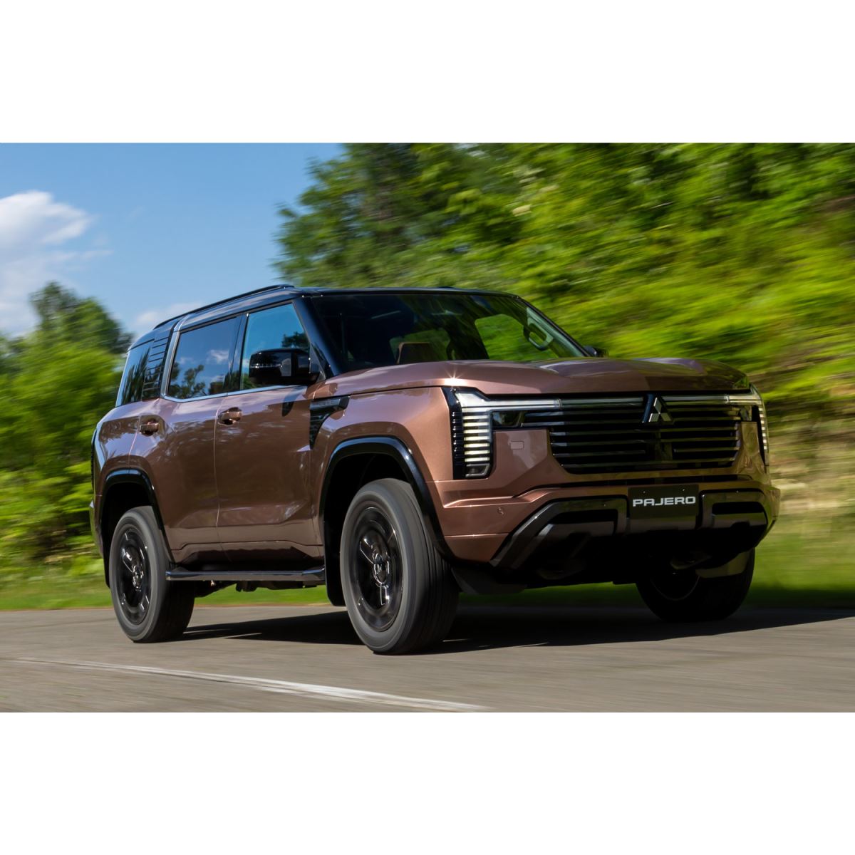 三菱が新型「パジェロ」を発表 クロスカントリーSUVのフラッグシップが