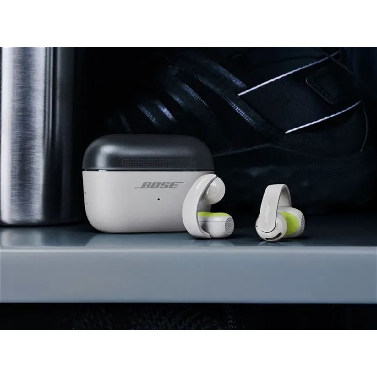 Bose、イヤーカフ型イヤホン最新モデル「Bose Sport Open Earbuds