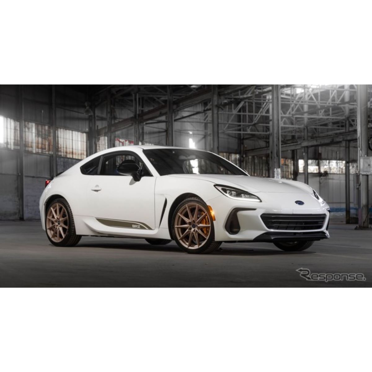 スバル『BRZ』に「ZC15」、専用セラミックホワイト×ブロンズの限定300