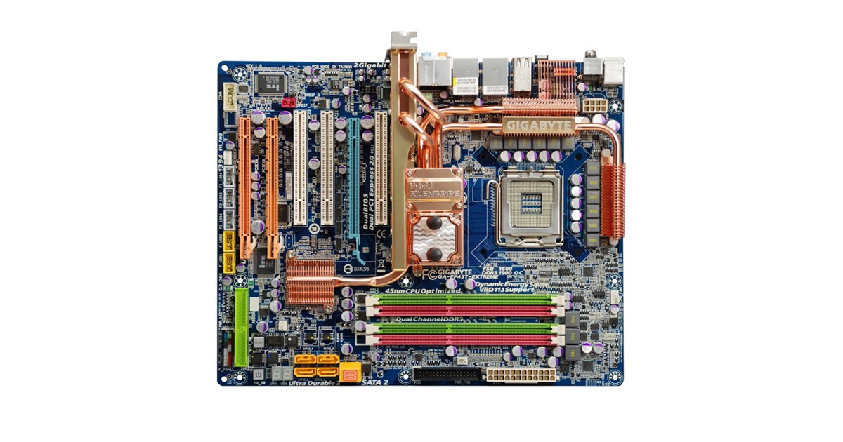 GIGABYTE、P45搭載マザー「GA-EP45T-EXTREME」 - 価格.com