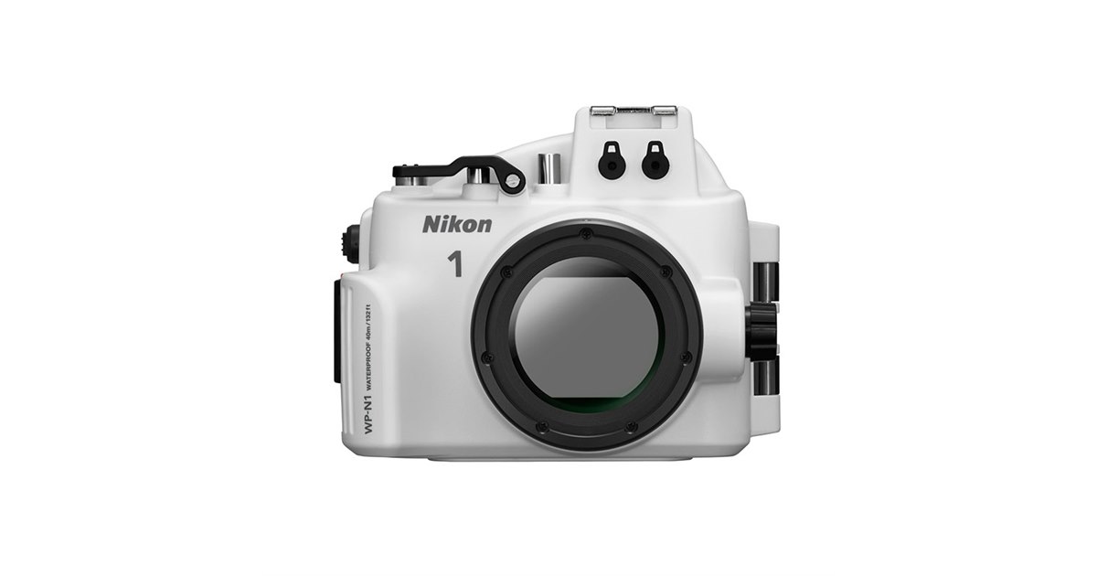 ニコン、水深40mまで対応した「Nikon 1 J1/J2」用防水ケース - 価格.com