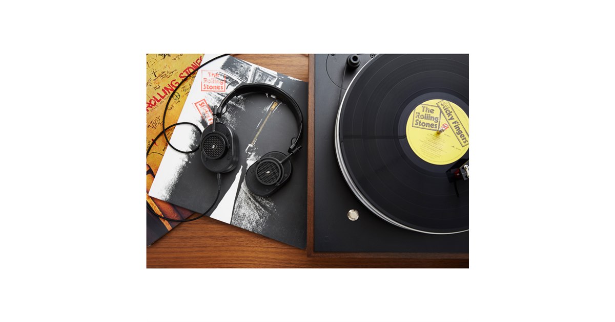 1962年結成「ローリング・ストーンズ」のコラボヘッドホンが1962台限定