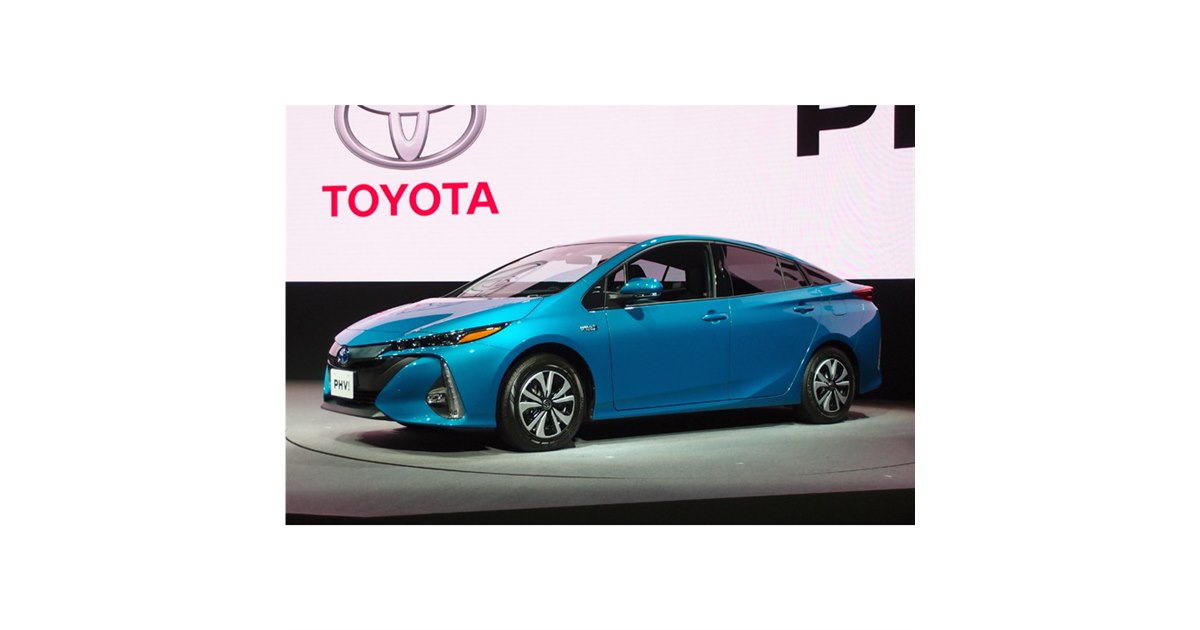 環境性能を高めた新型「トヨタ・プリウスPHV」発売 - 価格.com