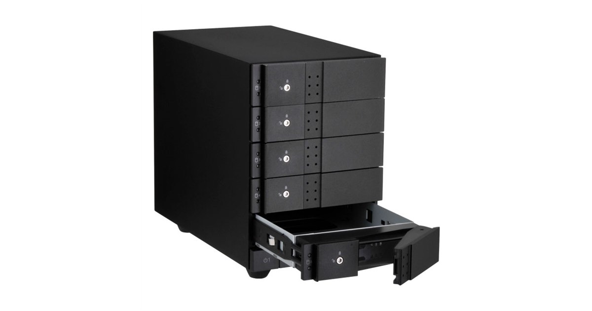 CENTURY Thunderbolt2 5Bay Enclosure おまけ付 センチュリー、Thunderbolt 2接続で5台のドライブを搭載できるケース