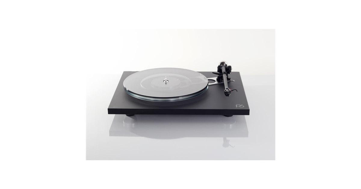 Rega、特殊ポリウレタンキャビネットを採用したアナログプレイヤー「Planar6」 - 価格.com