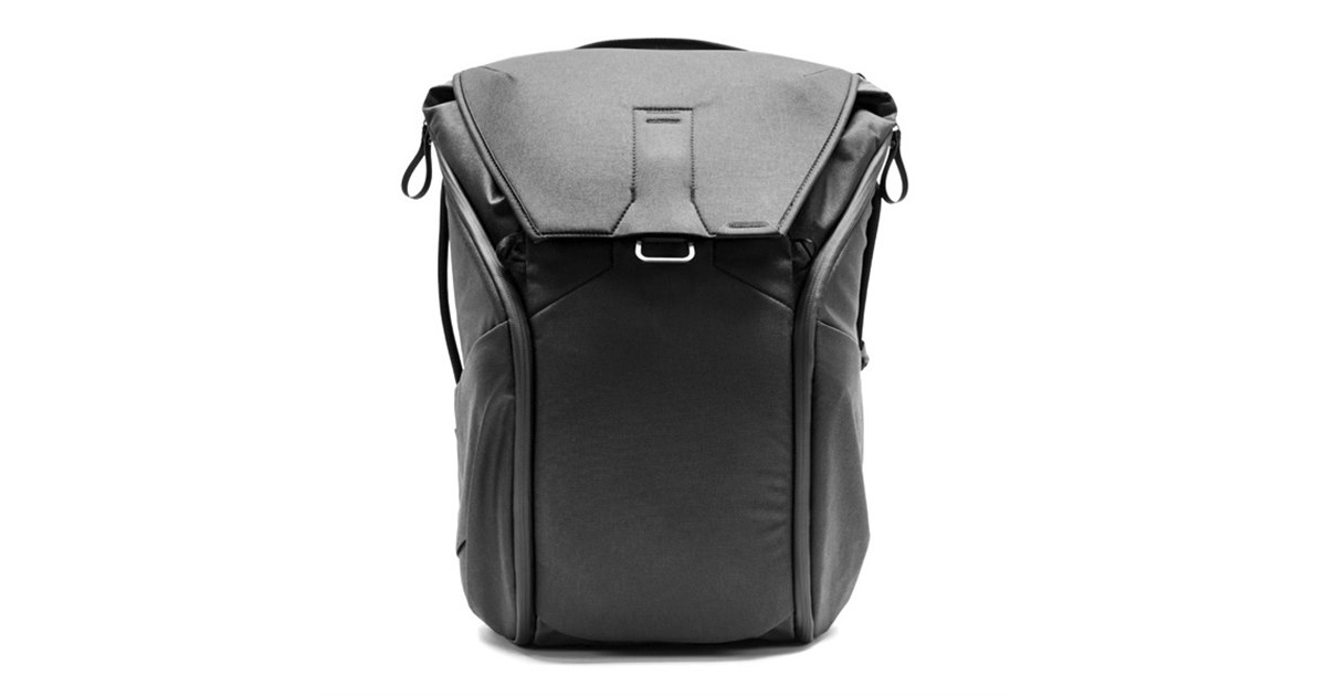 Peak Design、外見をジェットブラックで統一した「エブリデイバック