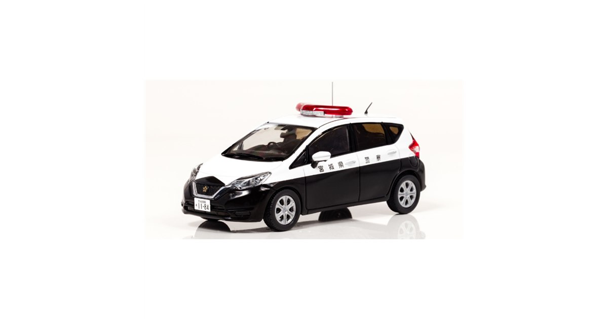 レイズ ヒコセブン 日産 マーチ e-4WD(K12)神奈川県警察所轄署警ら車両