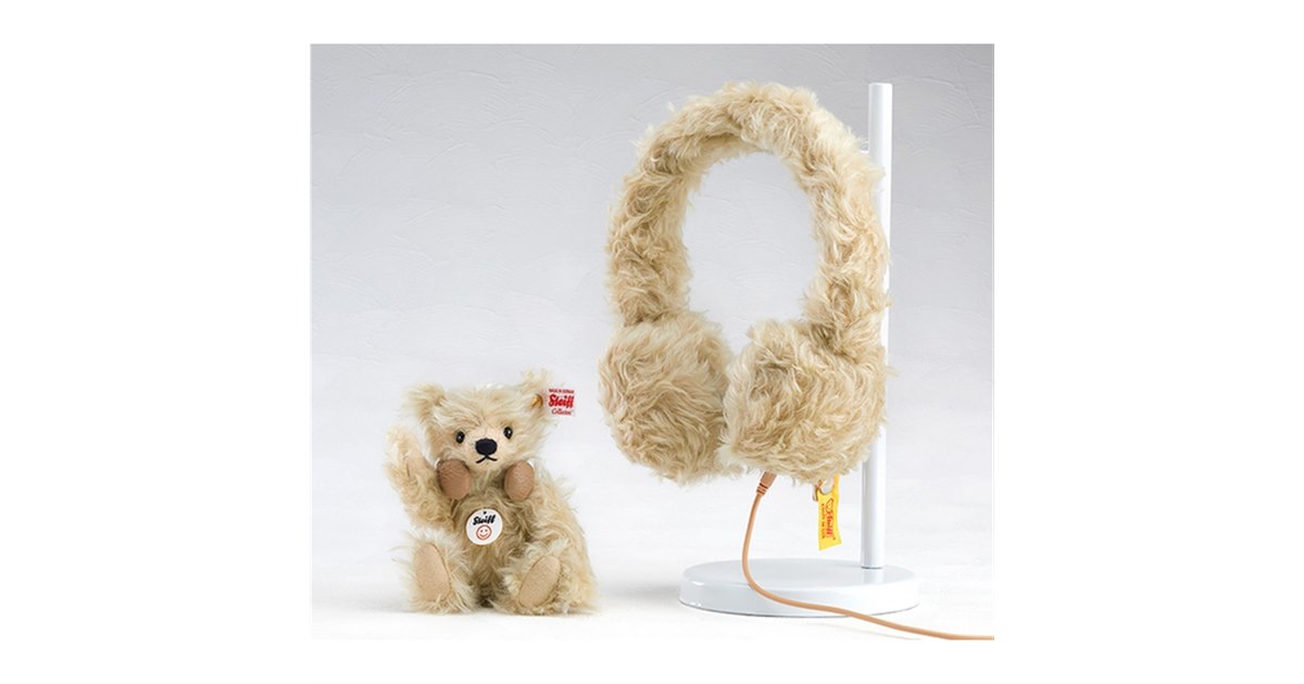 Steiff クマのキーホルダー ヘッドフォンをしているベア　ホワイトタグ Steiff クマのキーホルダー ヘッドフォンをしているベア ホワイトタグ