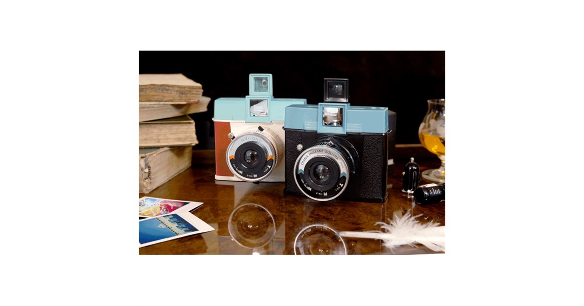 ロモ、レトロなデザインのスクエアインスタントカメラ「Diana Instant