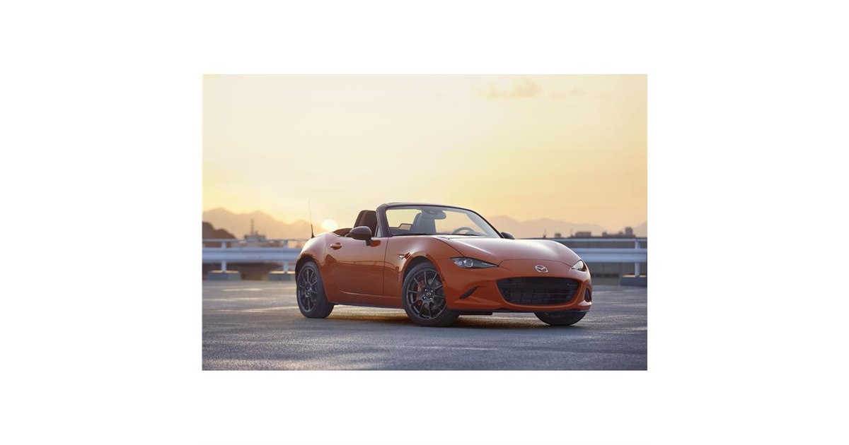 30周年記念 NDロードスター オレンジステッチ フロアマット 英国マツダ純正 30周年記念 NDロードスター オレンジステッチ フロアマット 英国マツダ