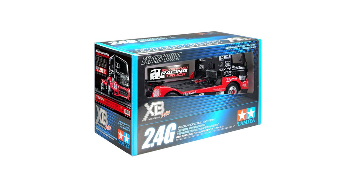 ディスプレイにも適した「メルセデス・ベンツ アクトロス MP4」組立