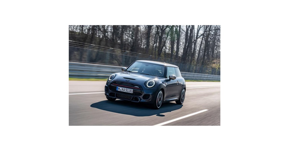 MINI史上最速の「ジョンクーパーワークスGP」にインスパイアされた特別